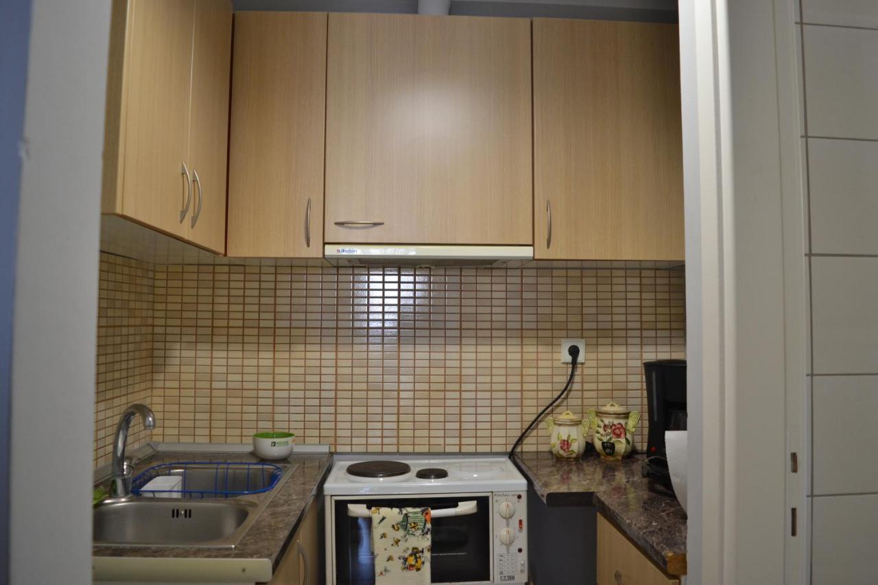 Rock & Roll 2 - Modern Apartment In Trikala Eksteriør billede